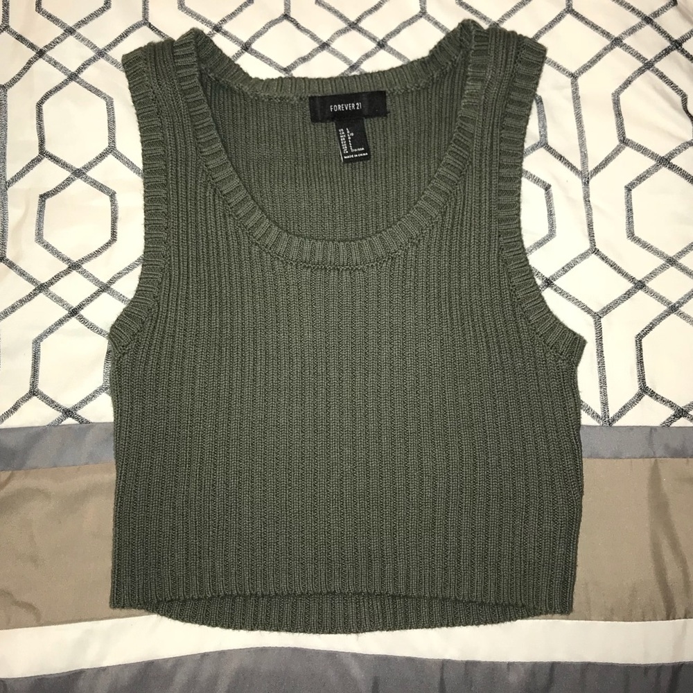 Forever 21 crop too sweater